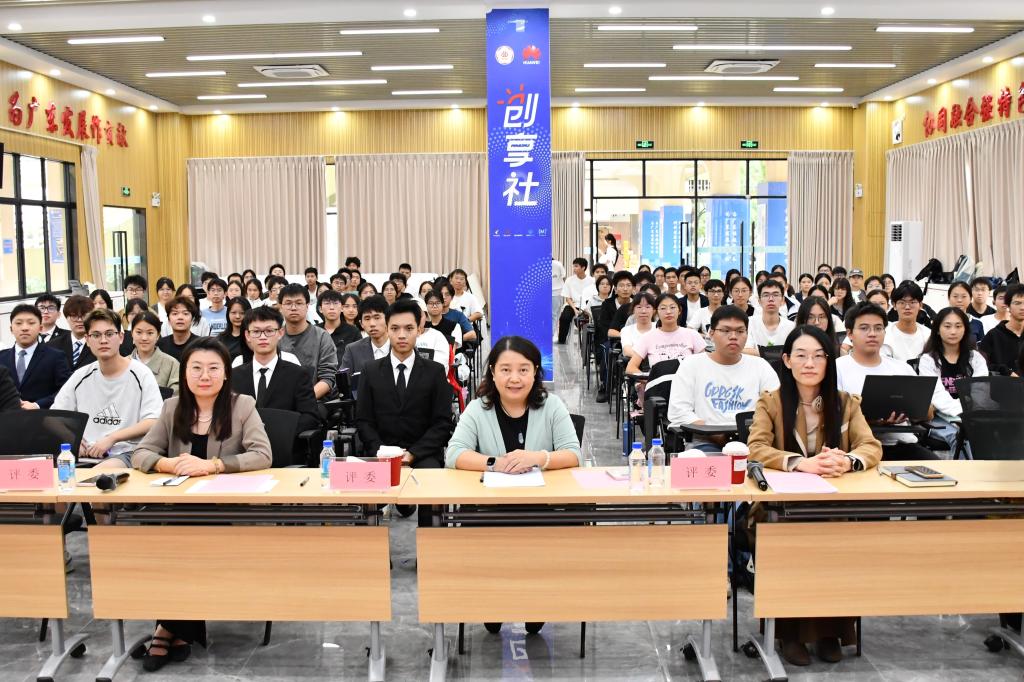 展示育人成果的重要平台